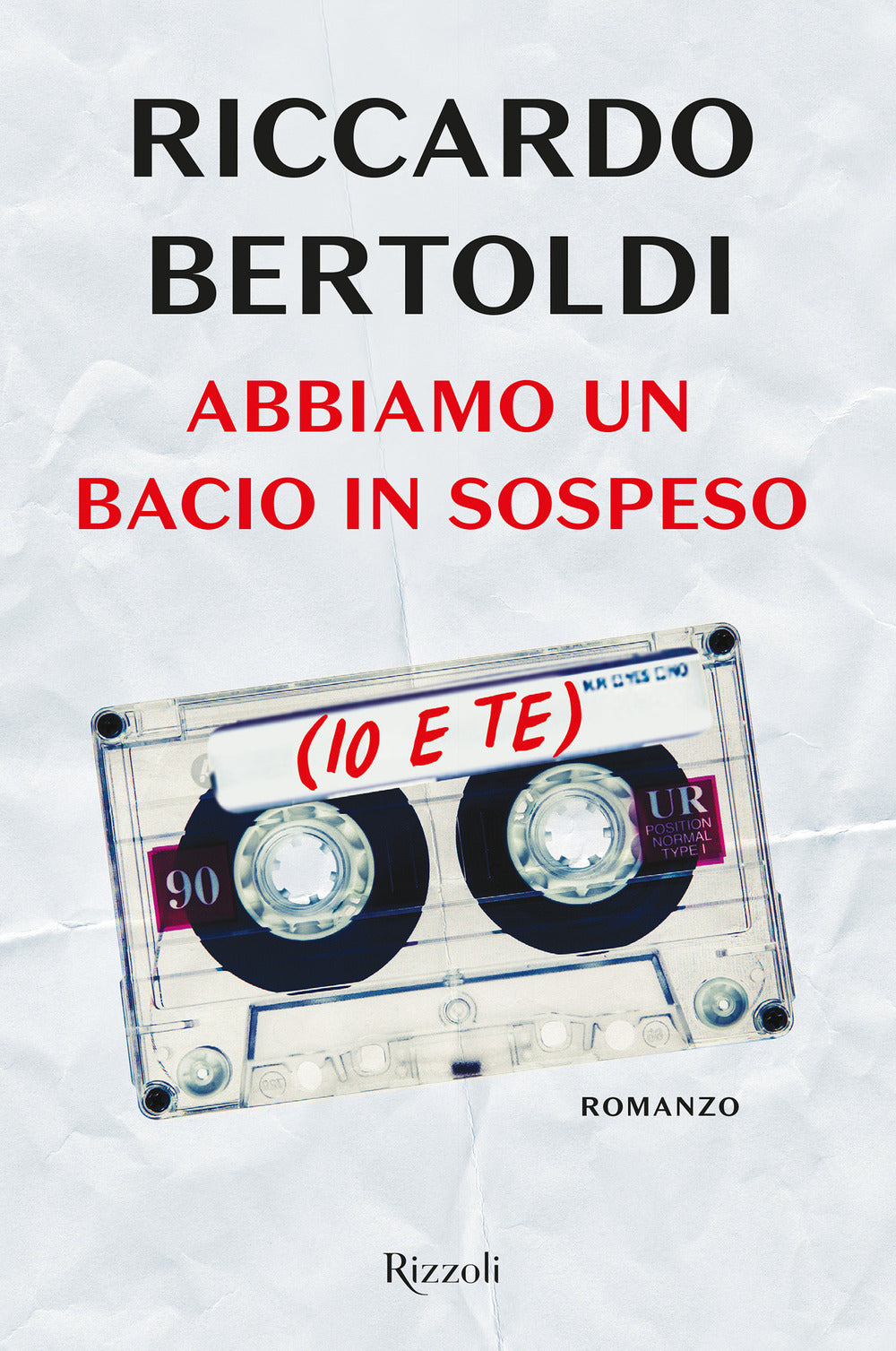 ABBIAMO UN BACIO IN SOSPESO (IO E TE)